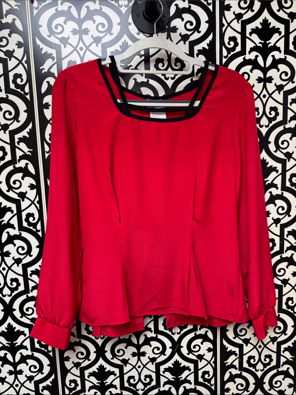 Vintage Red Long-Sleeve Blouse with Black Neckline Detail
